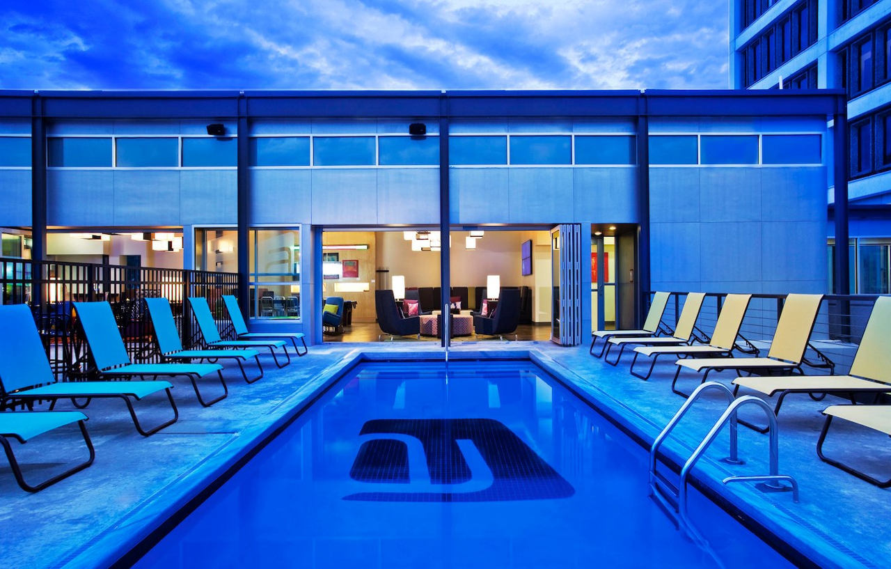 Aloft Tulsa Downtown Exterior foto